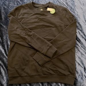 NWT ckh. Clockhouse Black Crewneck Sweatshirt